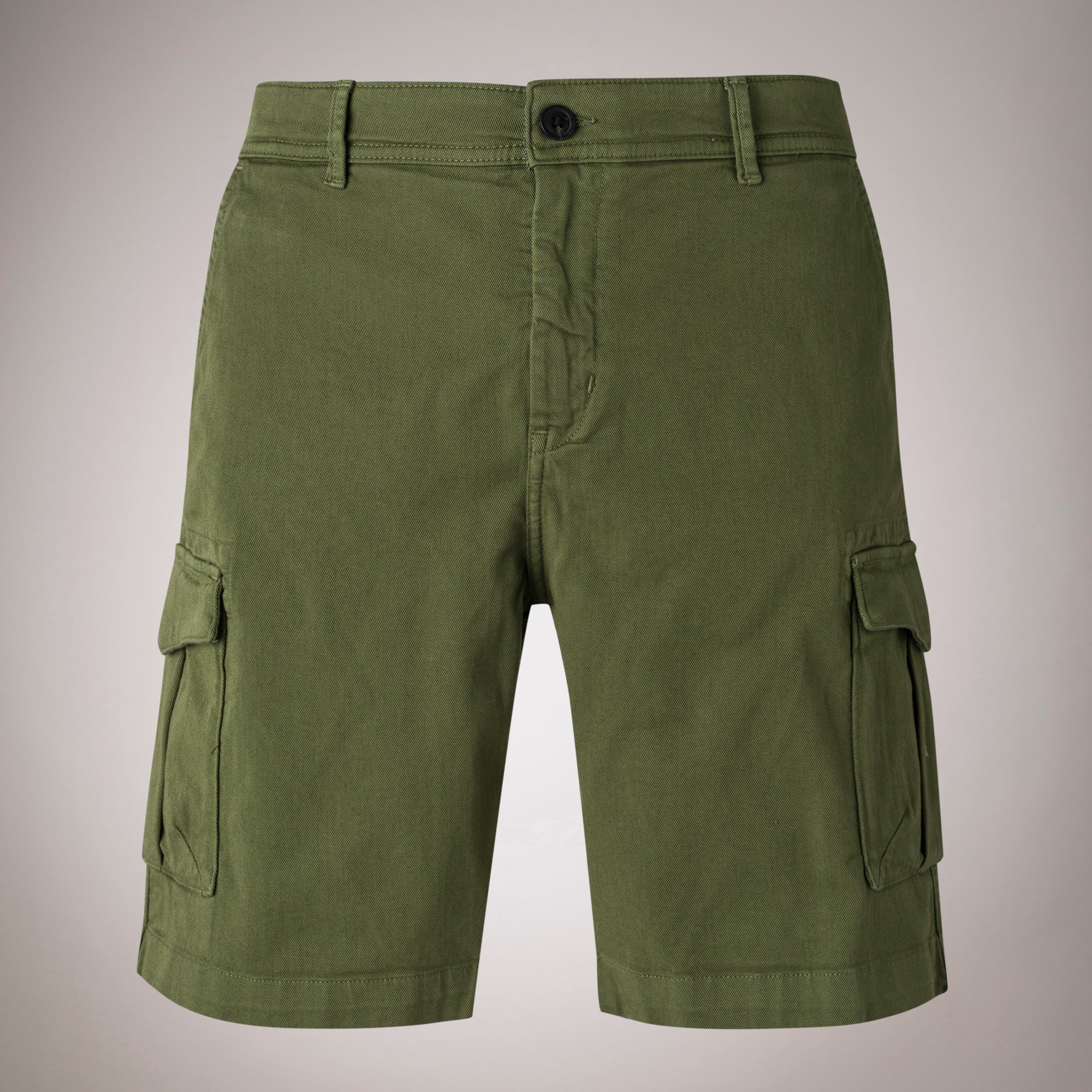 Bermuda Cargo Shorts in Cotton