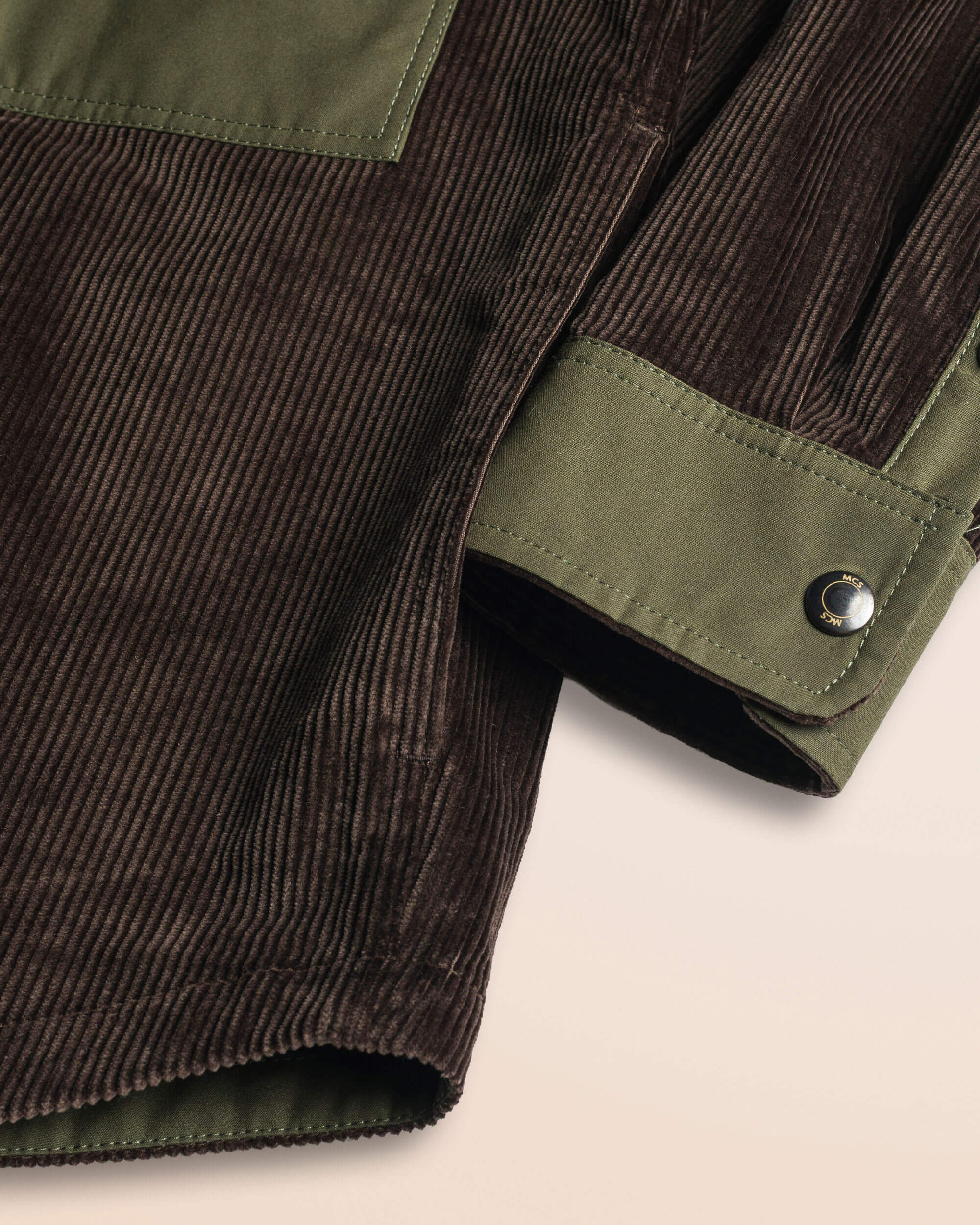 Overshirt in Velluto a Coste dettaglio manica - Brown