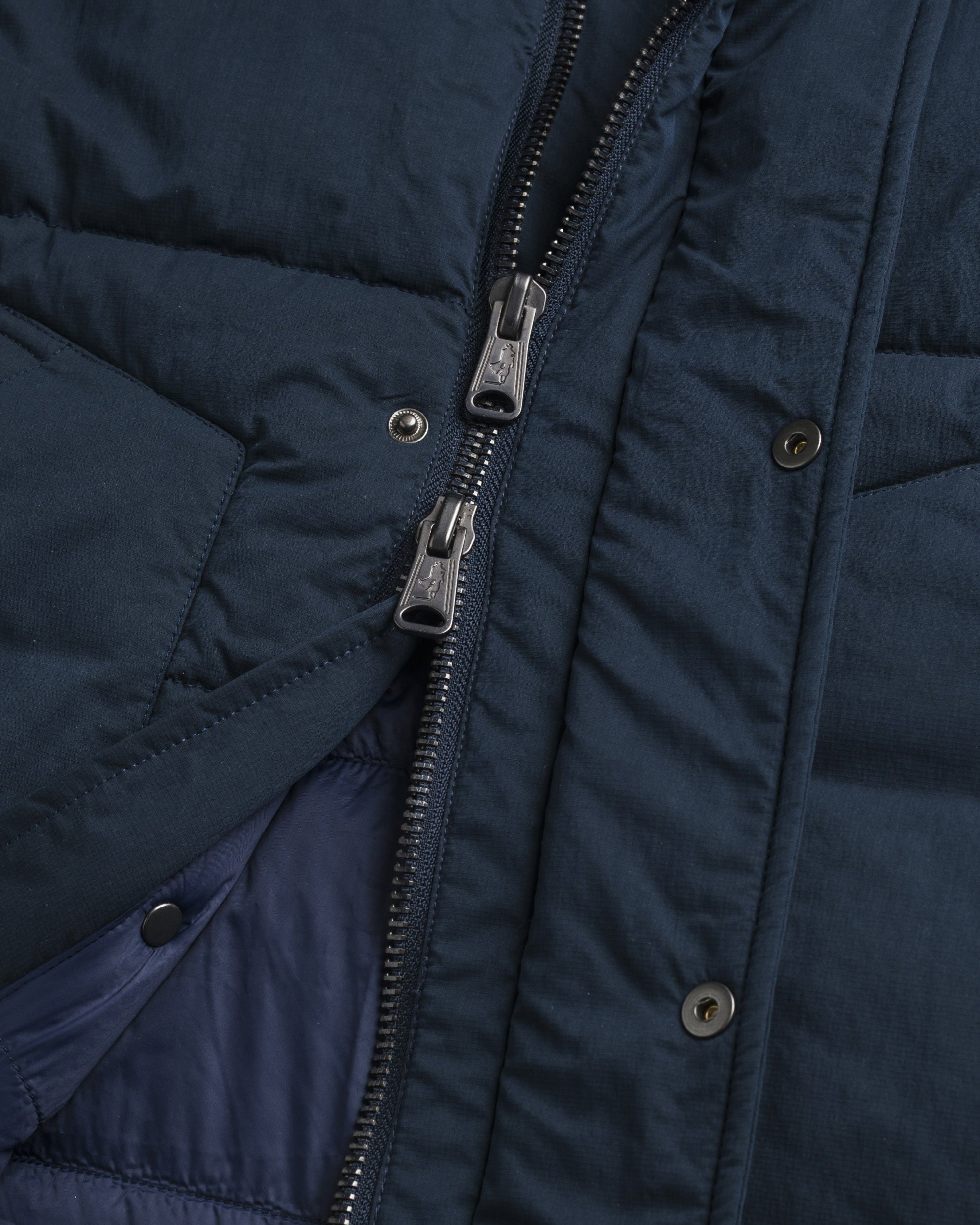 Gilet in Ripstop Imbottito Trapuntato dettaglio apertura - Navy Blue