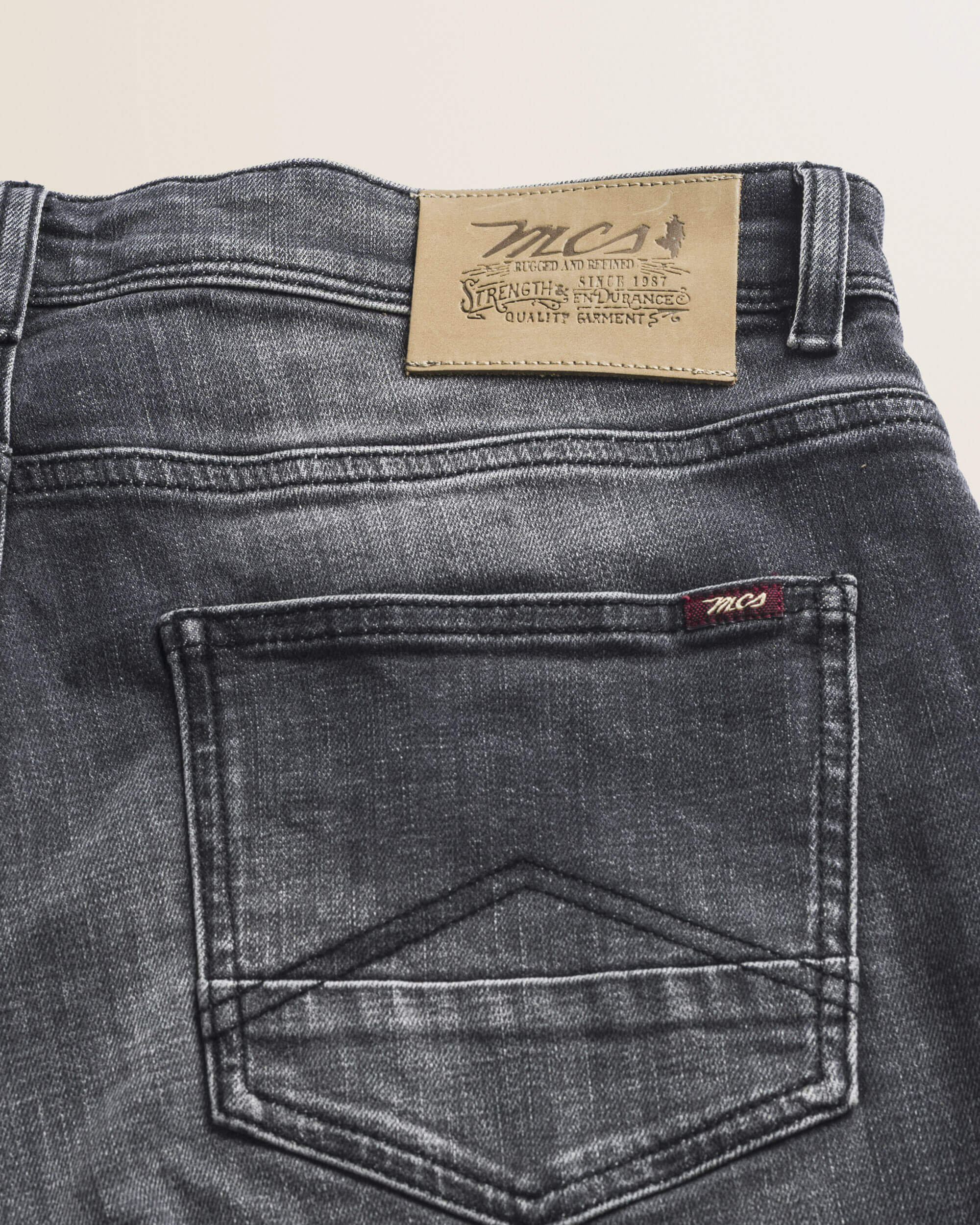 Jeans 5 Tasche Nero Wiser Wash Slim Fit dettaglio retro - Black Denim