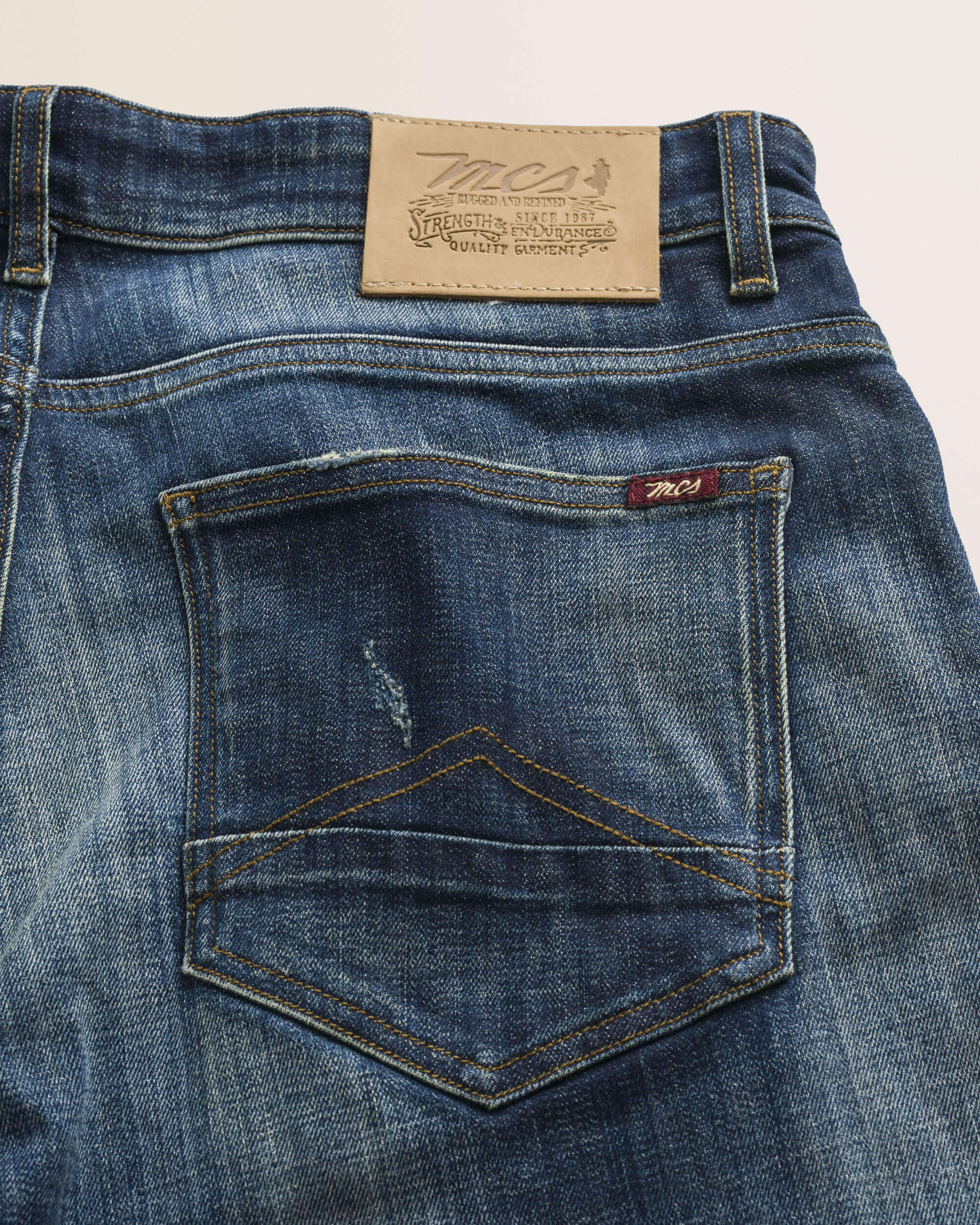 Jeans 5 Tasche Medio-Scuro Fiammato Regular Fit dettaglio retro - Authentic Blue