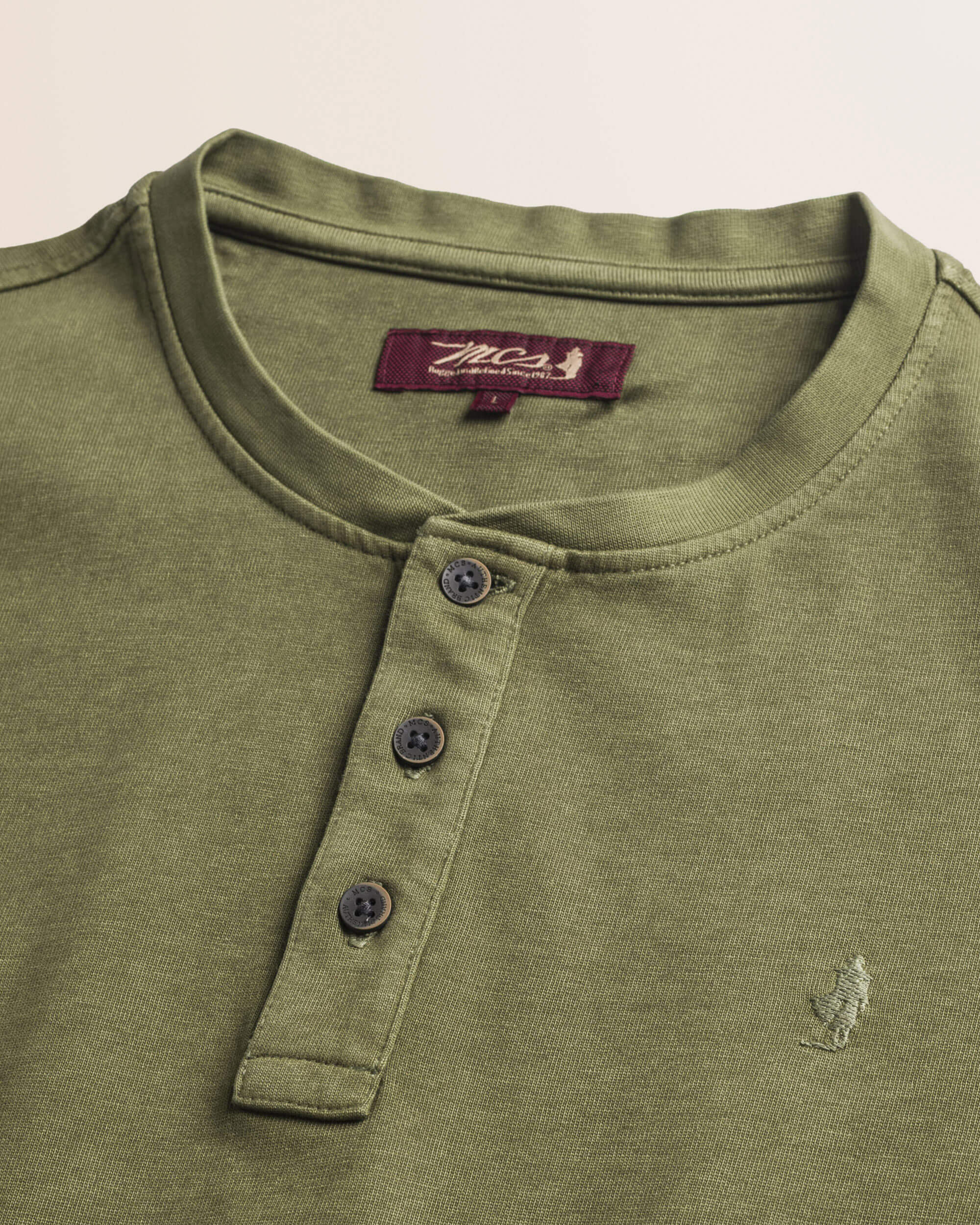 Maglia Serafino in Cotone Tinta in Capo dettaglio - Olive Night