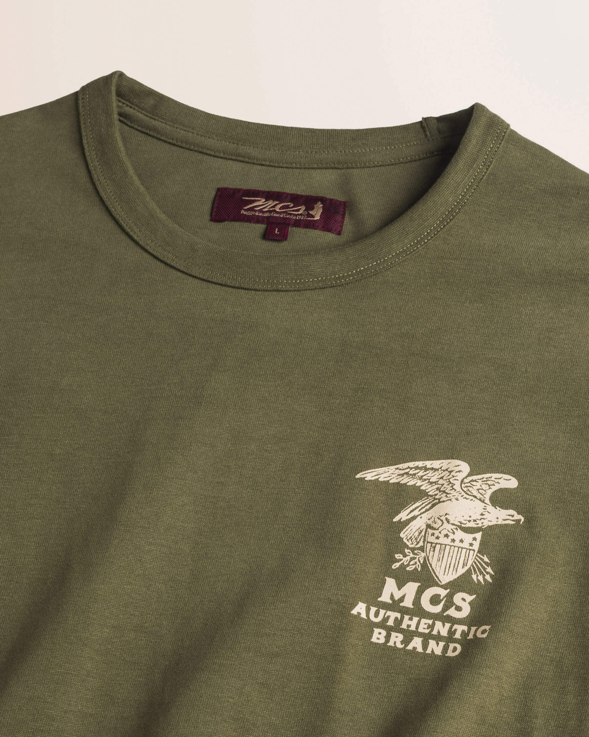 T-Shirt in Cotone con Stampa Punto Cuore dettaglio - Olive Night