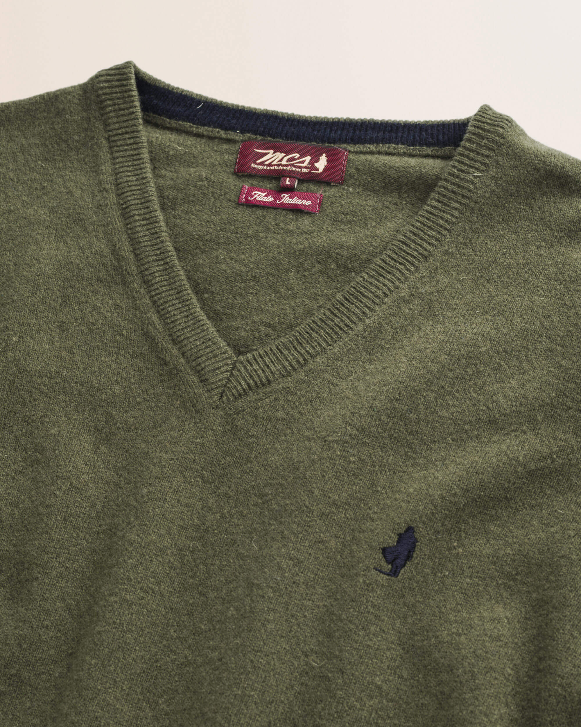 Maglia Scollo a V in Lambswool  dettaglio - Olive Night