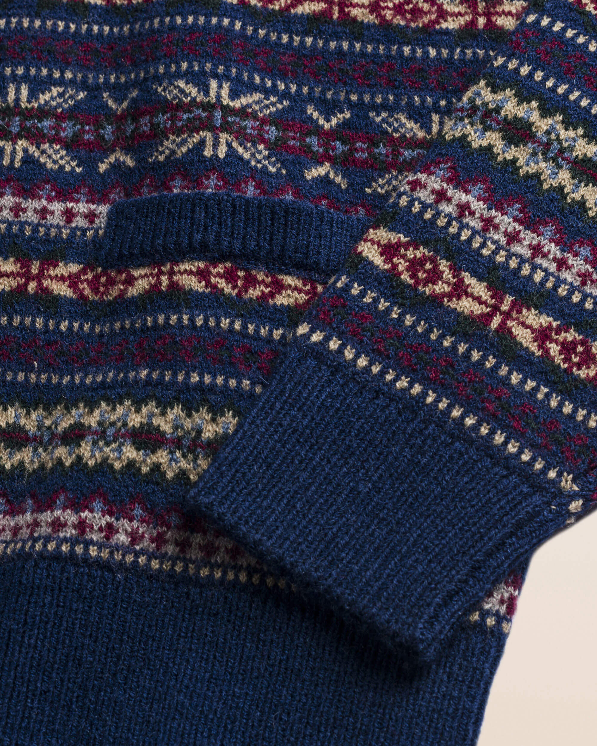 Cardigan Fair Isle in Misto Lana dettaglio manica - Multicolor Blue Fairisles
