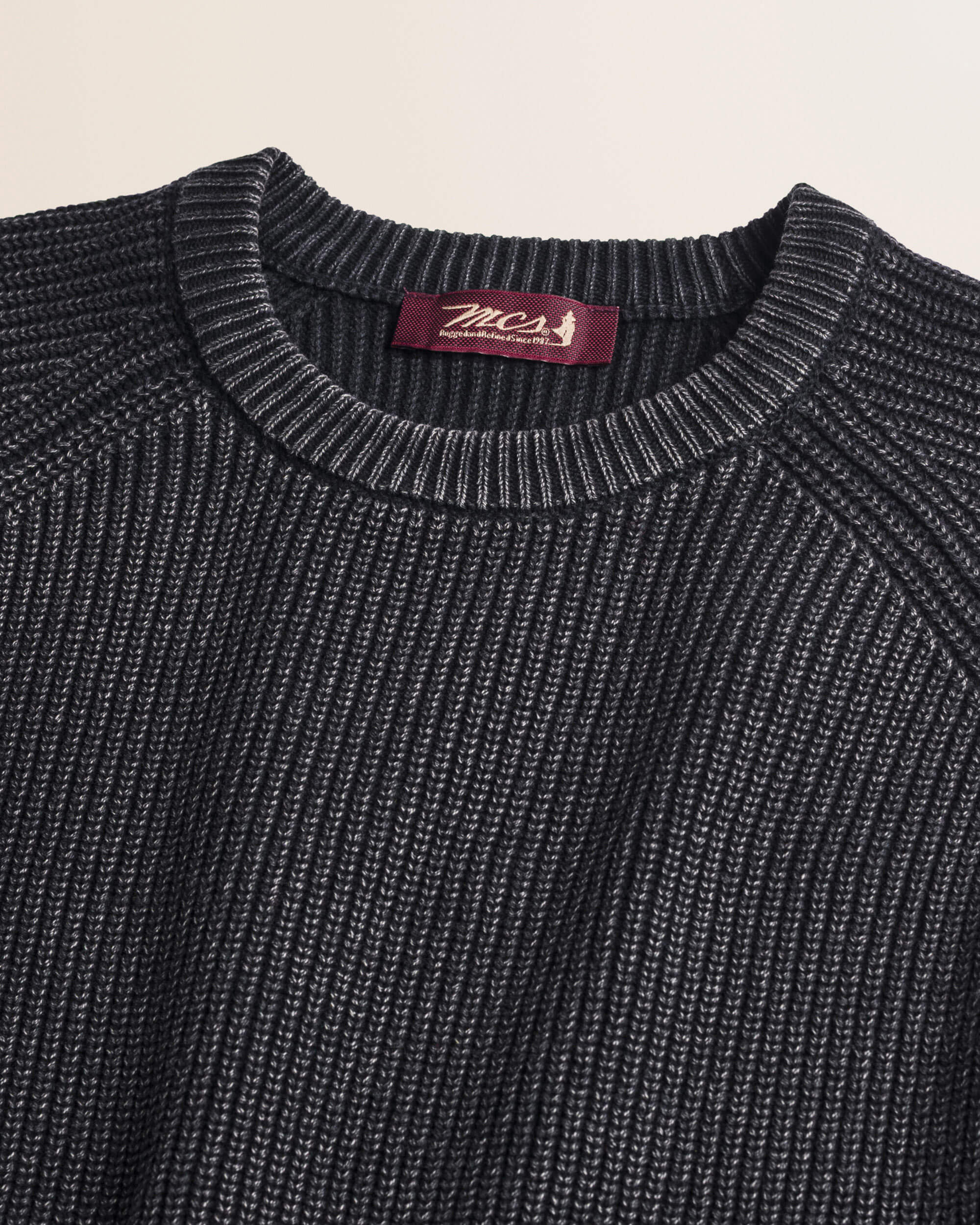 Maglione Raglan in Cotone Acid Wash dettaglio - Black