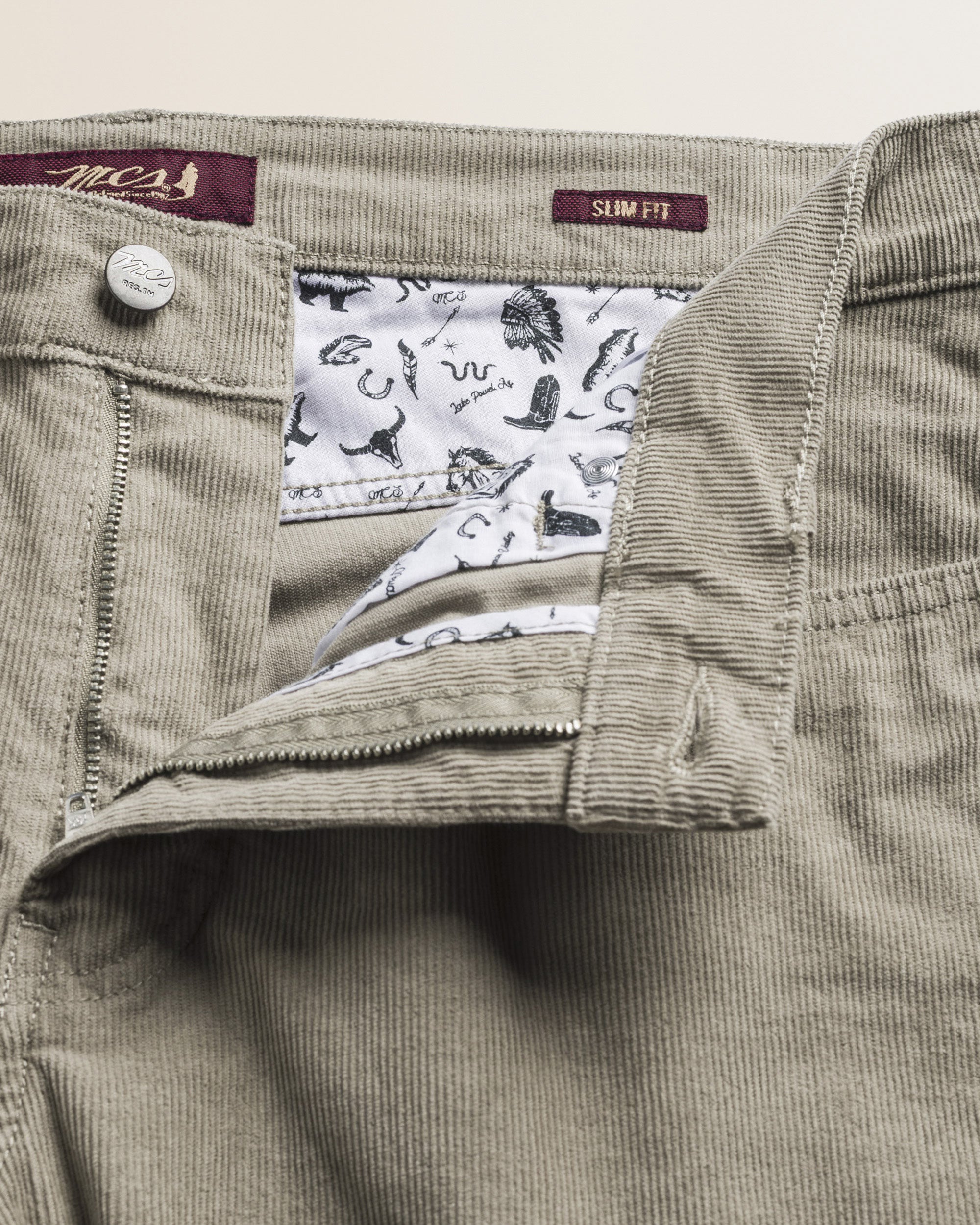Pantalone 5 Tasche in Velluto 1000 Righe Slim Fit dettaglio apertura - Sand