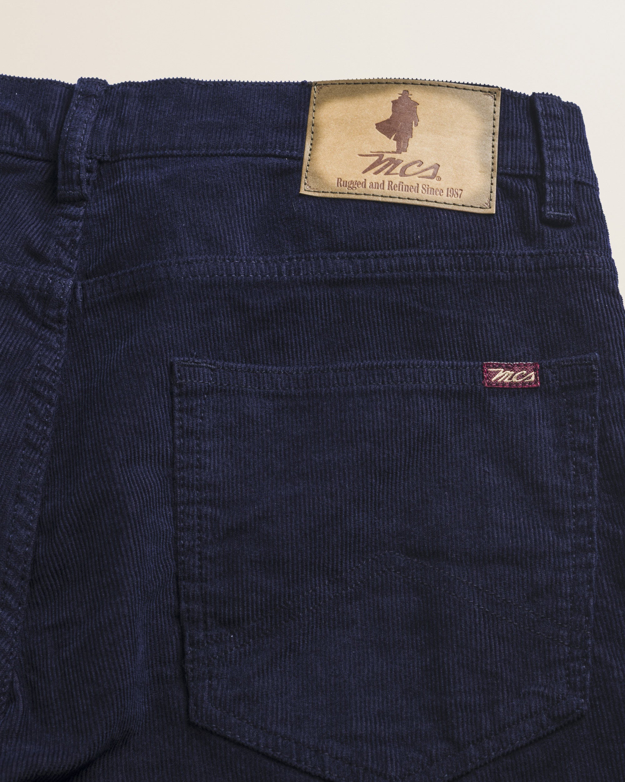 Pantalone 5 Tasche in Velluto 1000 Righe Slim Fit dettaglio retro - Mid-Light Blue