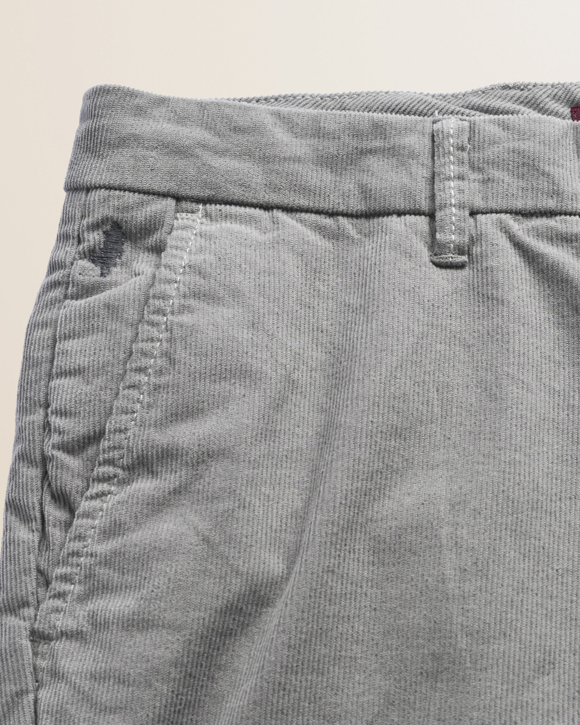 Pantalone Chino in Velluto 1000 Righe Slim Fit dettaglio tasca - Grey