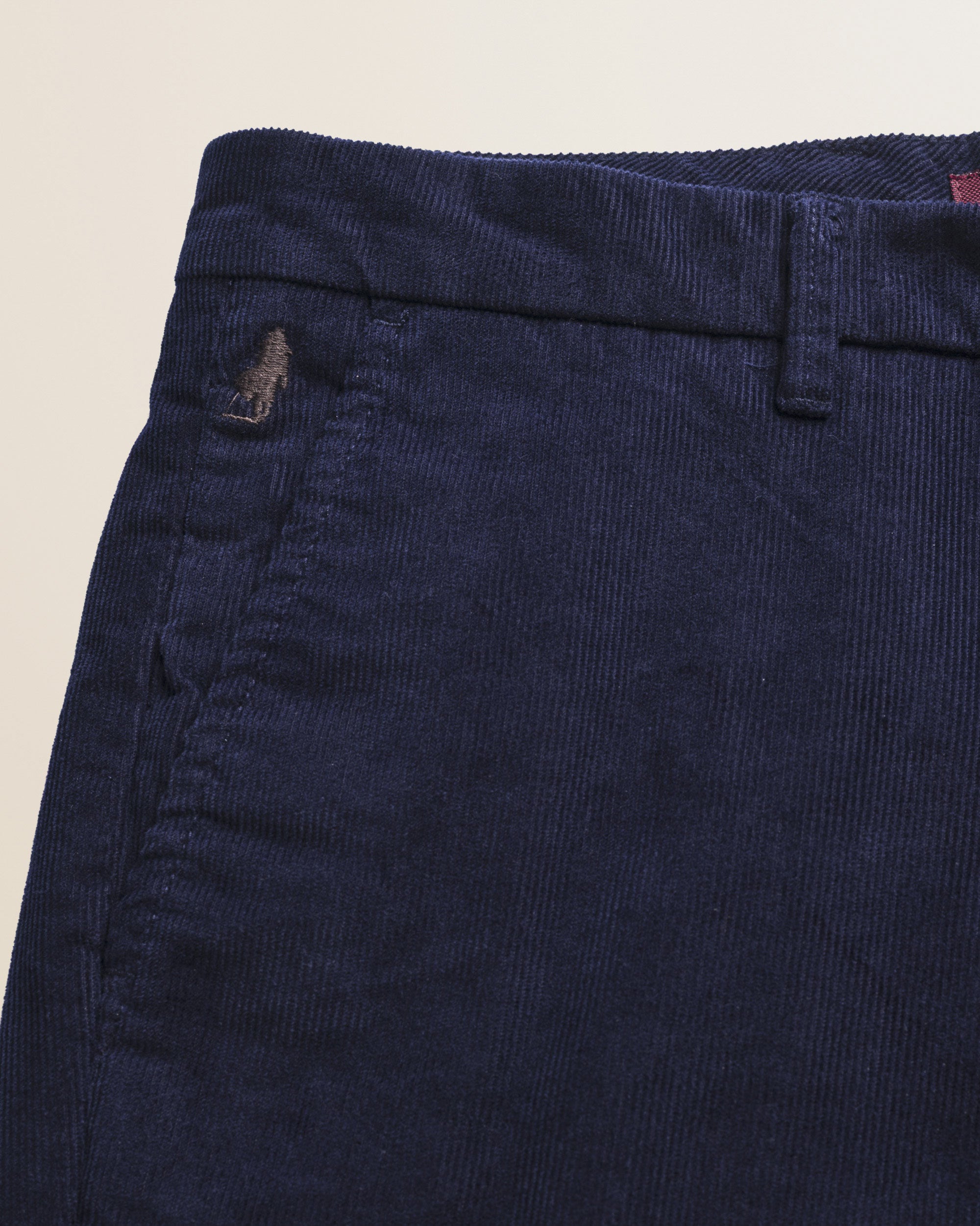 Pantalone Chino in Velluto 1000 Righe Slim Fit dettaglio tasca - Mid-Light Blue