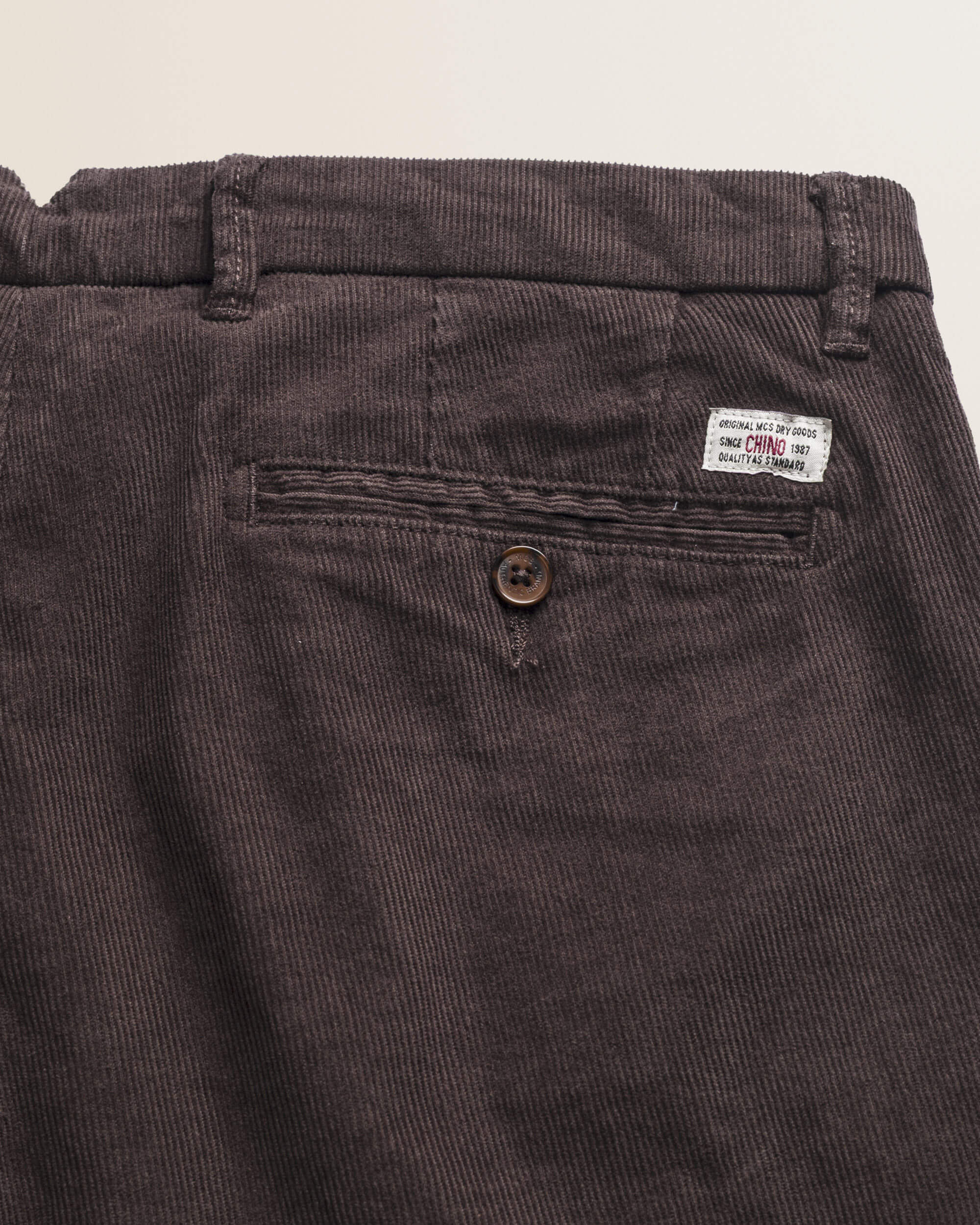 Pantalone Chino in Velluto 1000 Righe Slim Fit dettaglio retro - Mulch