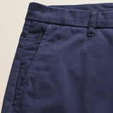 Pantalone Chino in Raso di Cotone Slim Fit dettaglio tasca - Navy Blue