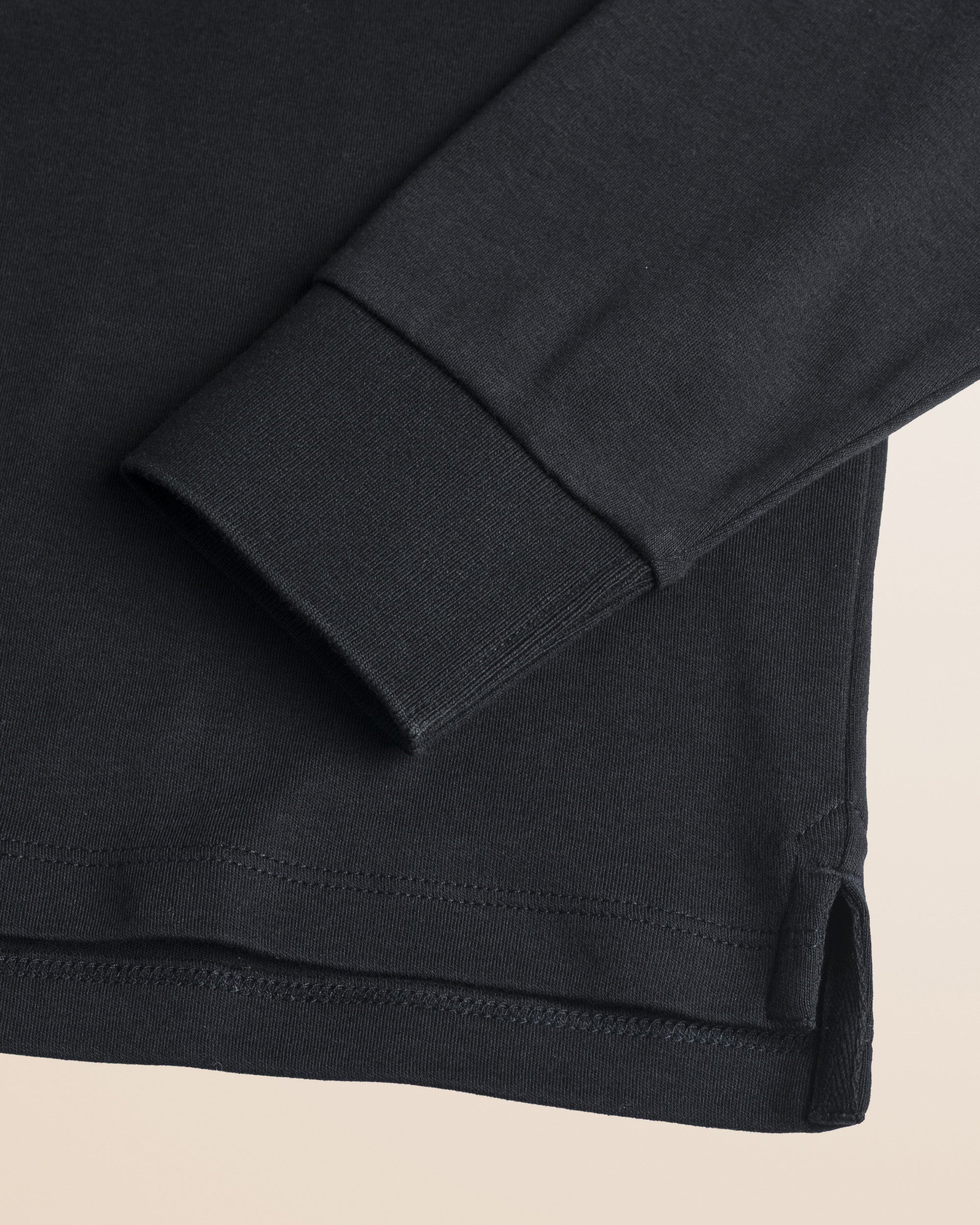 Polo Manica Lunga in Interlock di Cotone dettaglio manica - Black