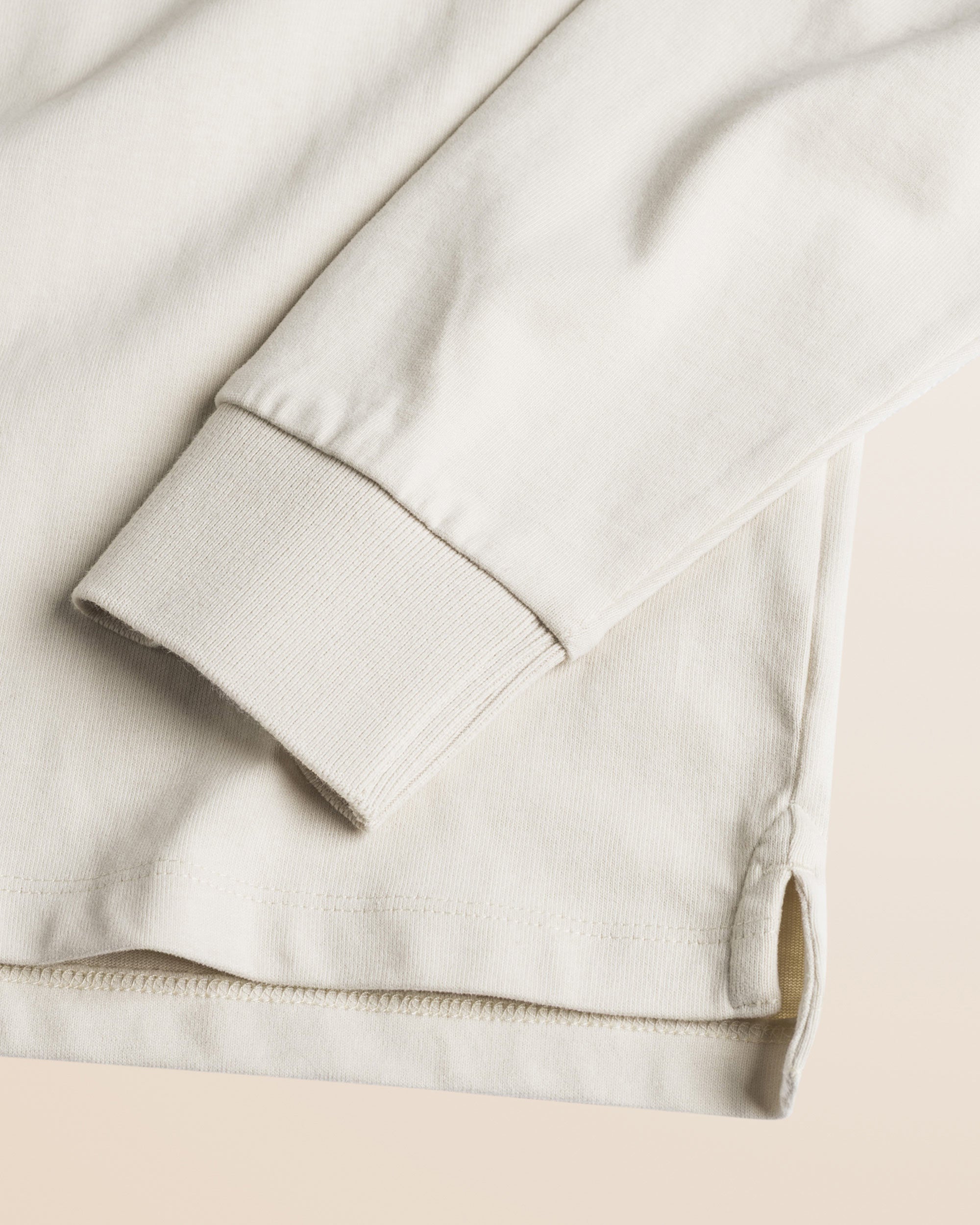 Polo in Jersey Smerigliato Manica Lunga dettaglio manica - Gardenia