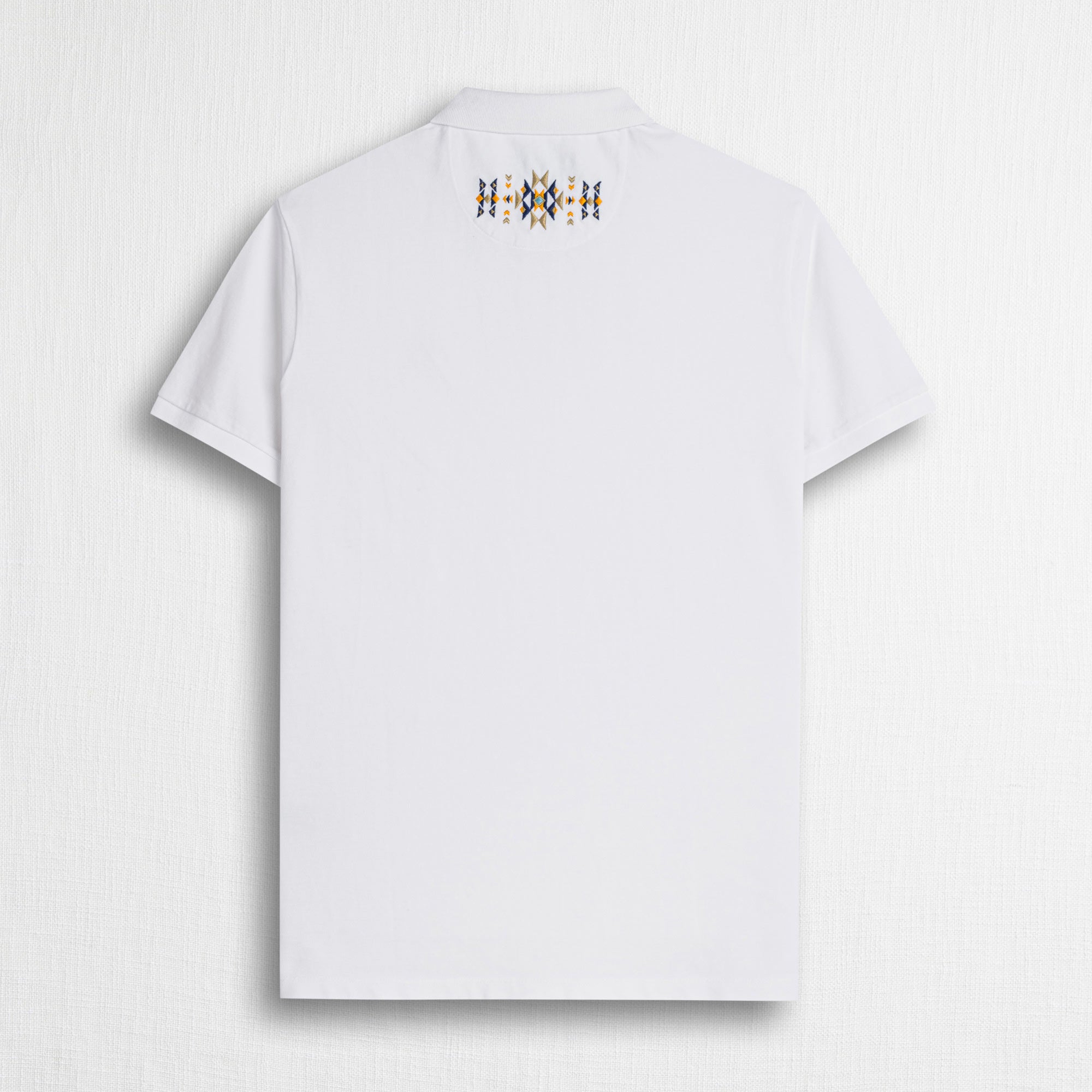 Polo 100% cotone piquet con ricami folk - White