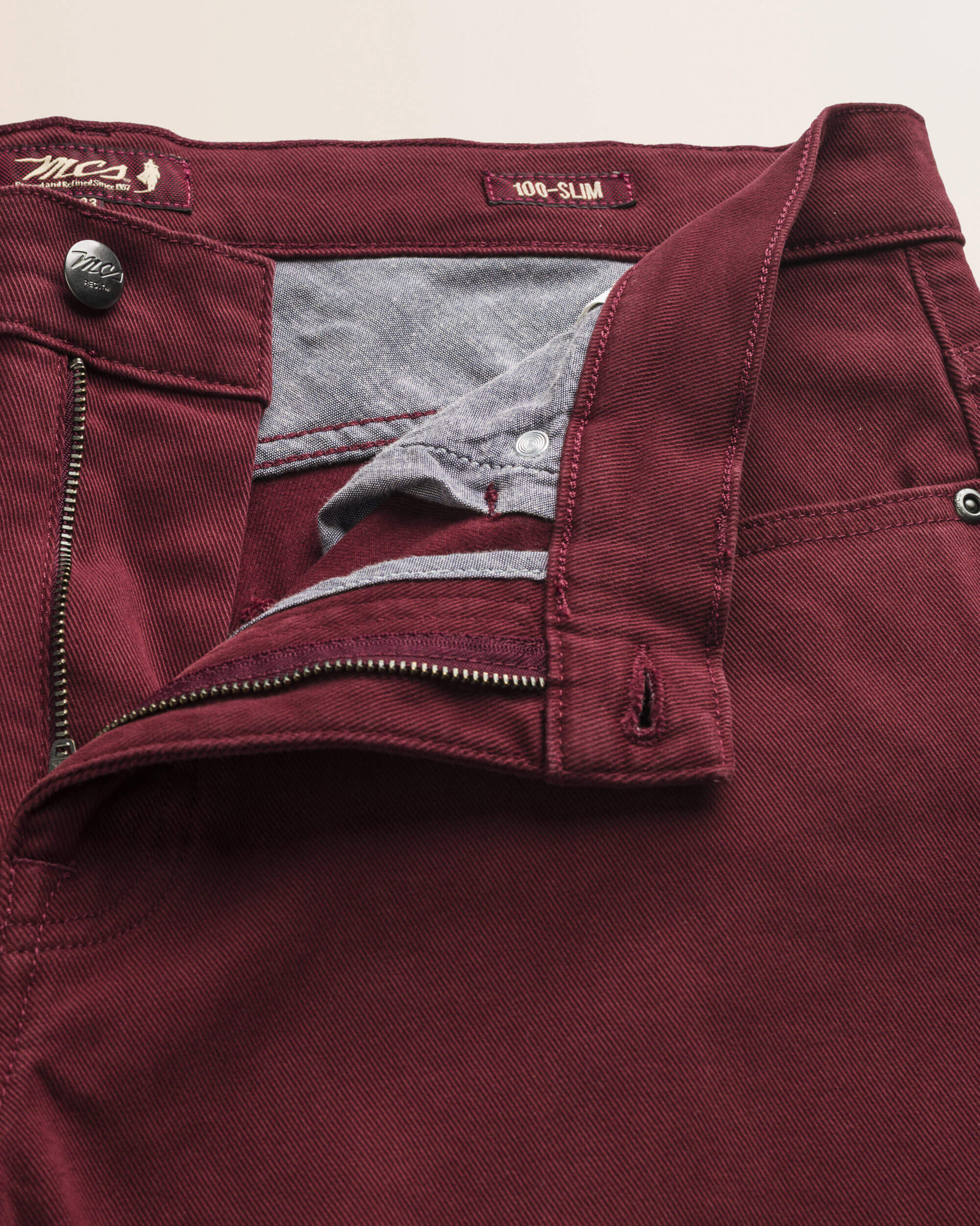 Pantalone 5 Tasche in Drill di Cotone Slim Fit dettaglio apertura - Merlot
