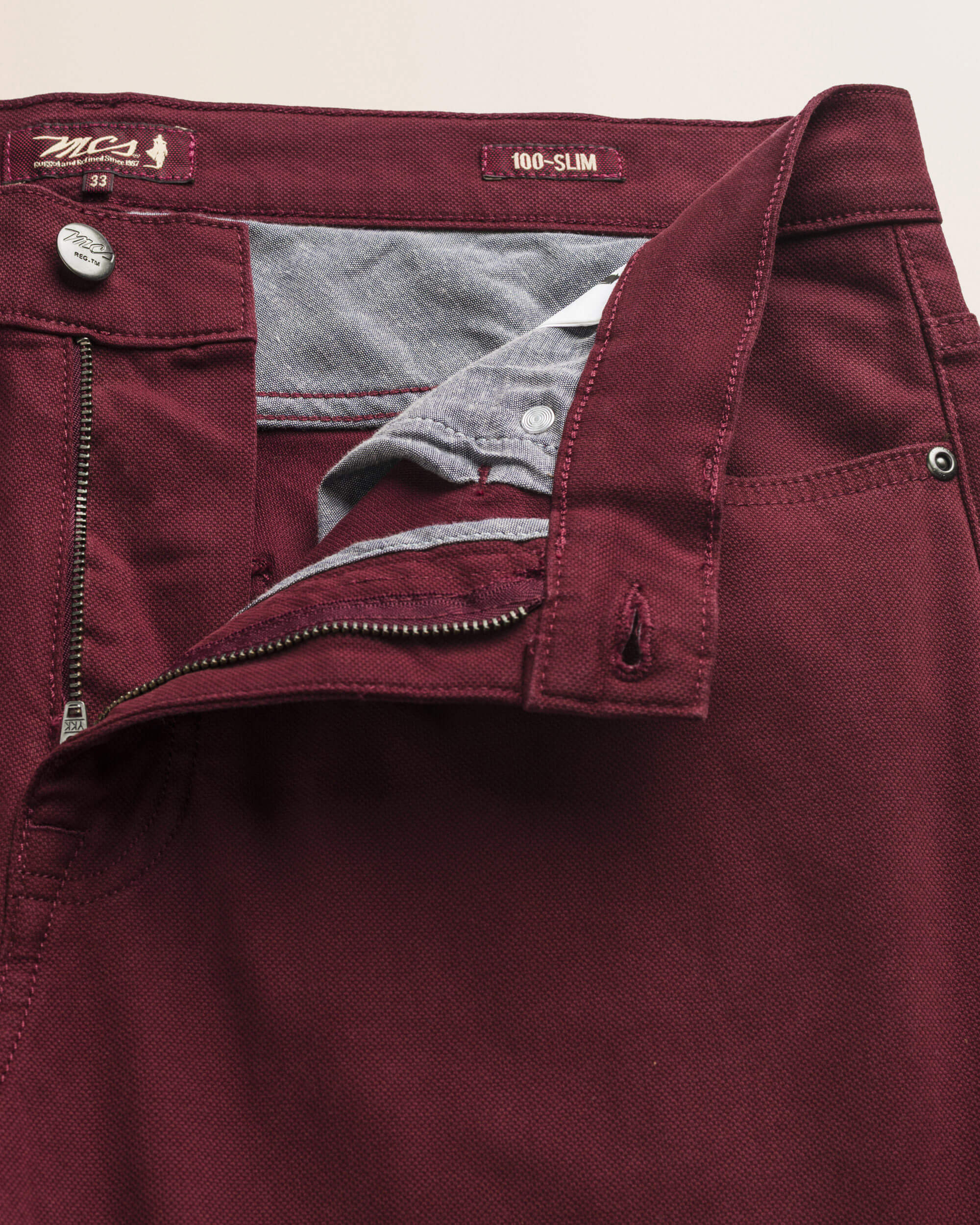 Pantalone 5 Tasche in Cotone Dobby Slim Fit dettaglio apertura - Merlot