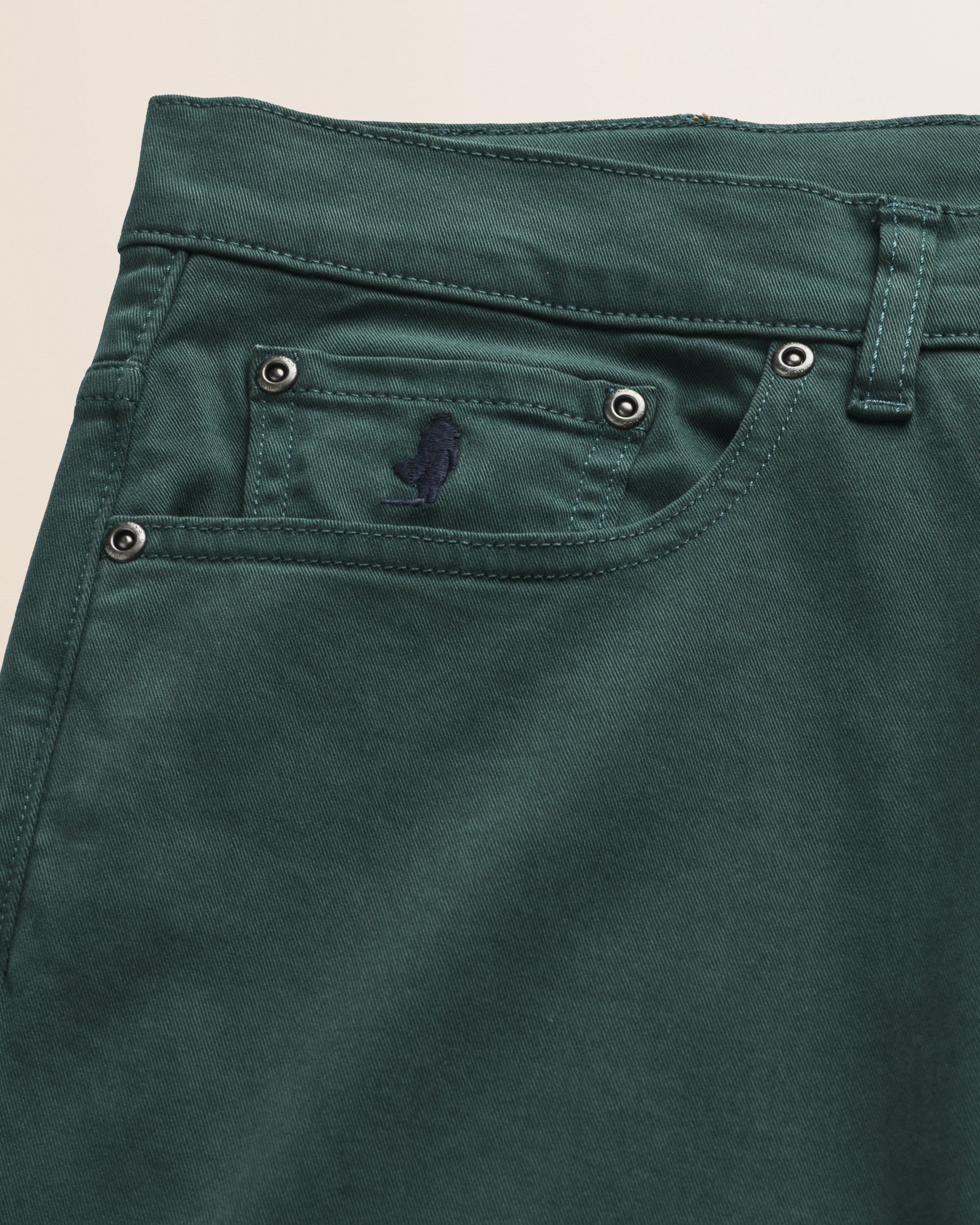 Pantalone 5 Tasche in Gabardina Regular Fit dettaglio tasca - Ponderosa Pine