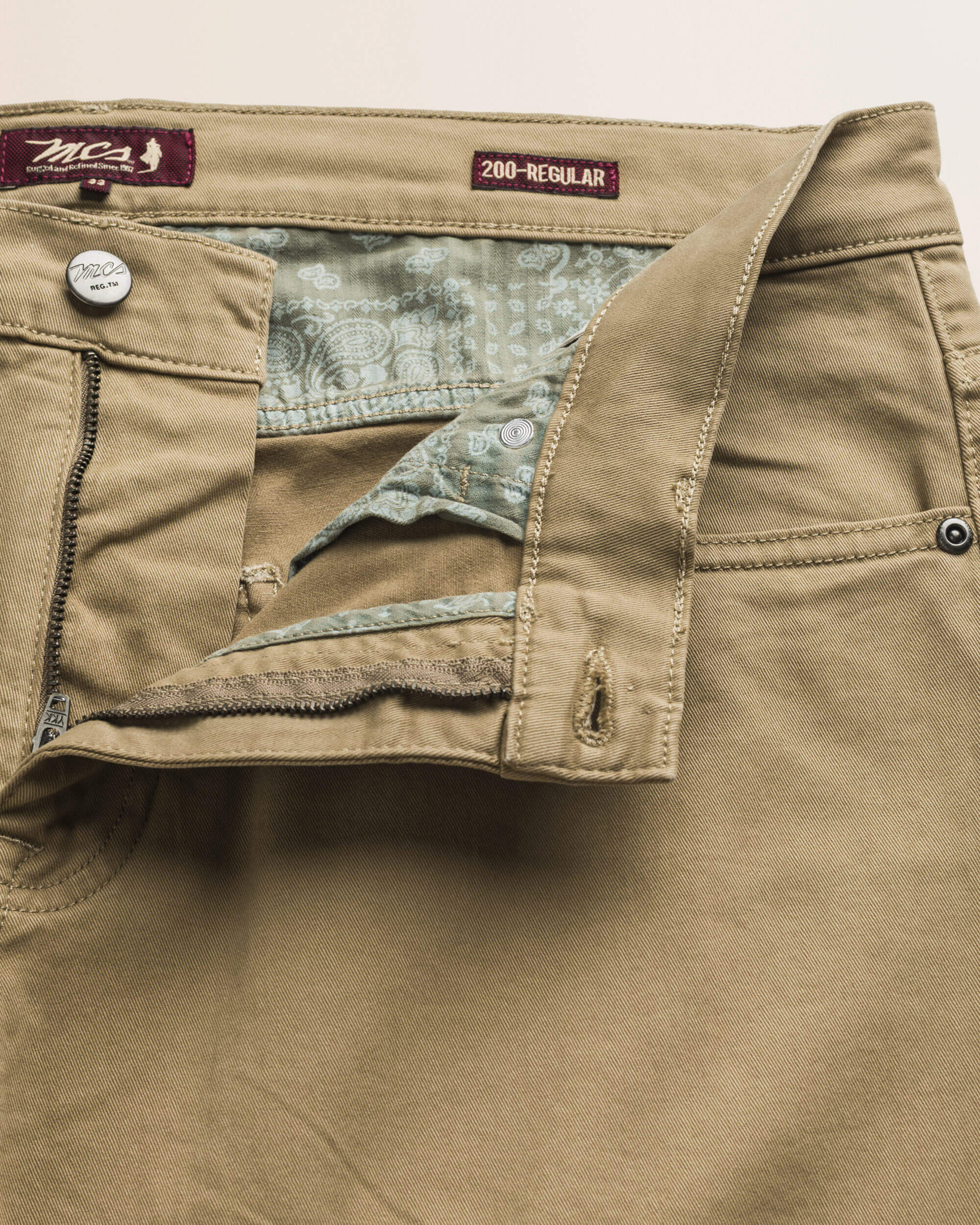 Pantalone 5 Tasche in Gabardina Regular Fit dettaglio apertura - Elmwood Brown