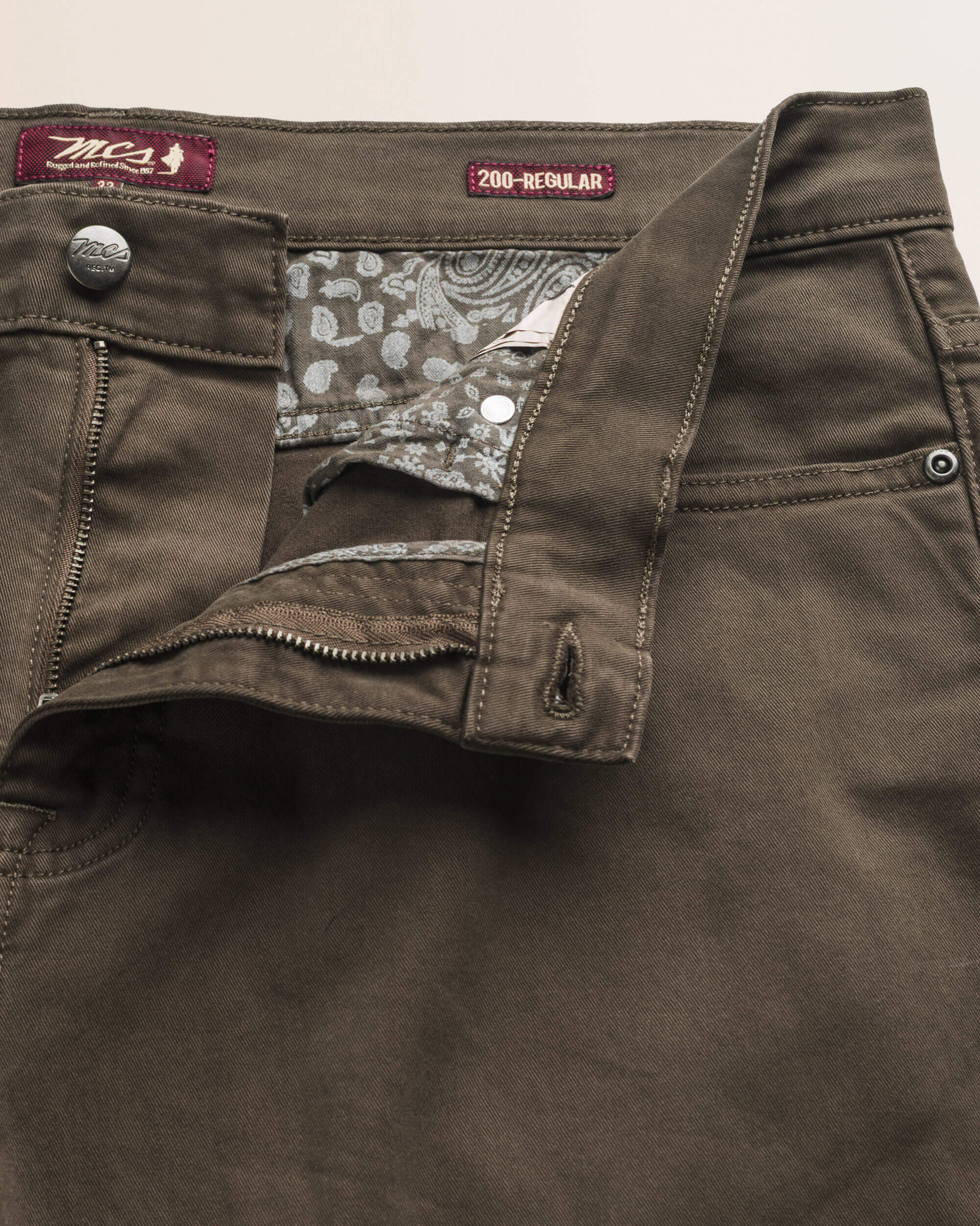 Pantalone 5 Tasche in Gabardina Regular Fit dettaglio apertura - Chocolate