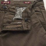 Pantalone Chino in Gabardina Slim Fit dettaglio apertura - Chocolate