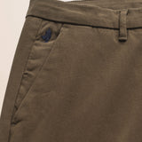 Pantalone Chino in Cotone Dobby Slim Fit dettaglio tasca - Chocolate