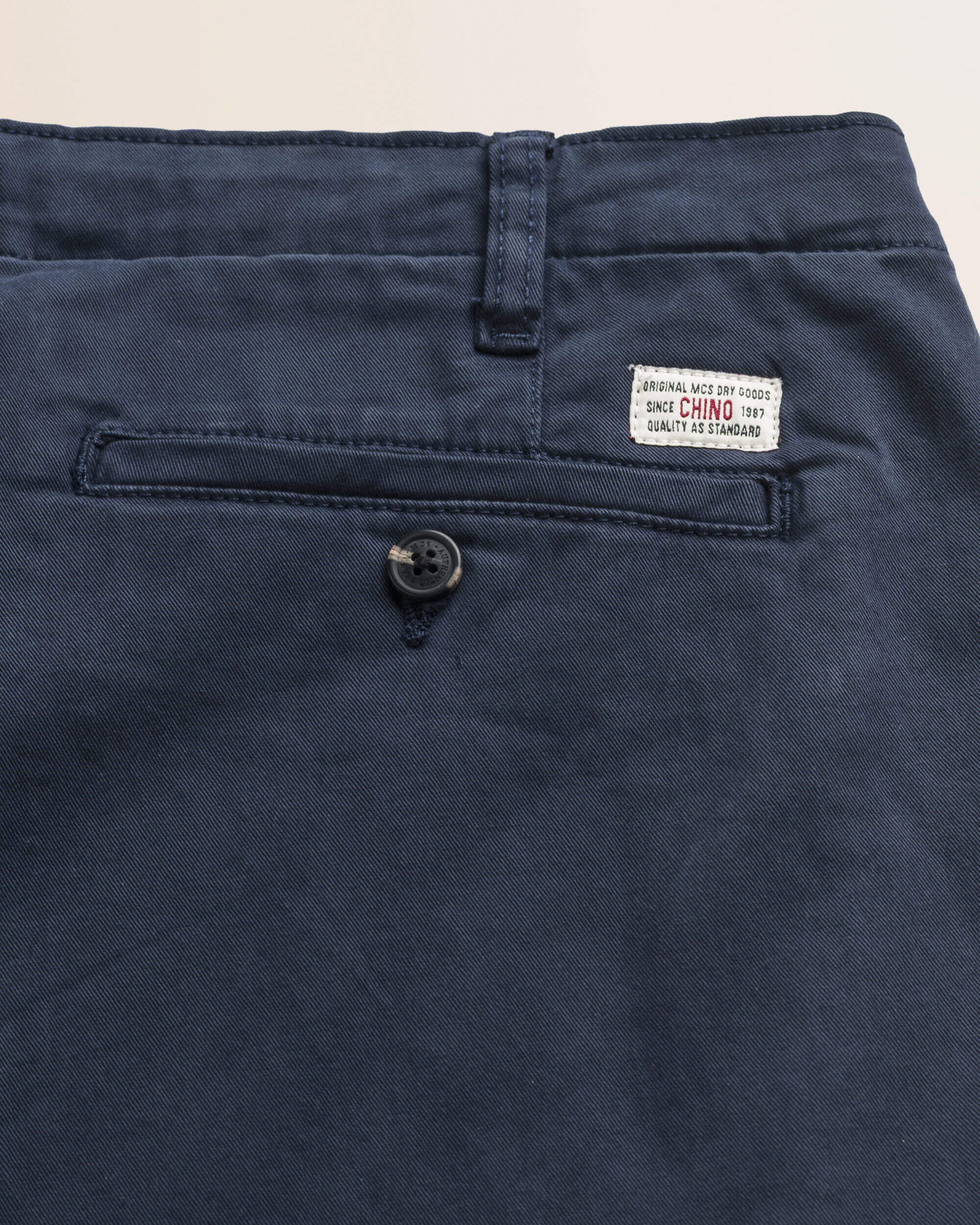 Pantalone Cargo in Gabardina Regular Fit dettaglio retro - Navy Blue