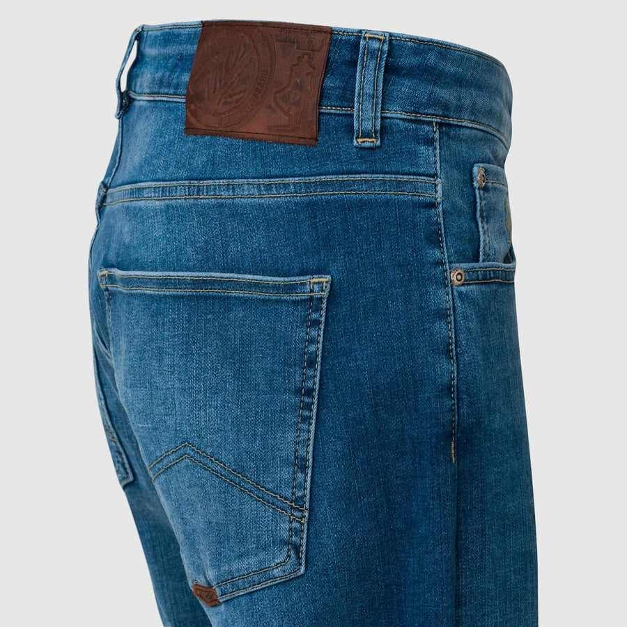 Cinque tasche in denim elasticizzati