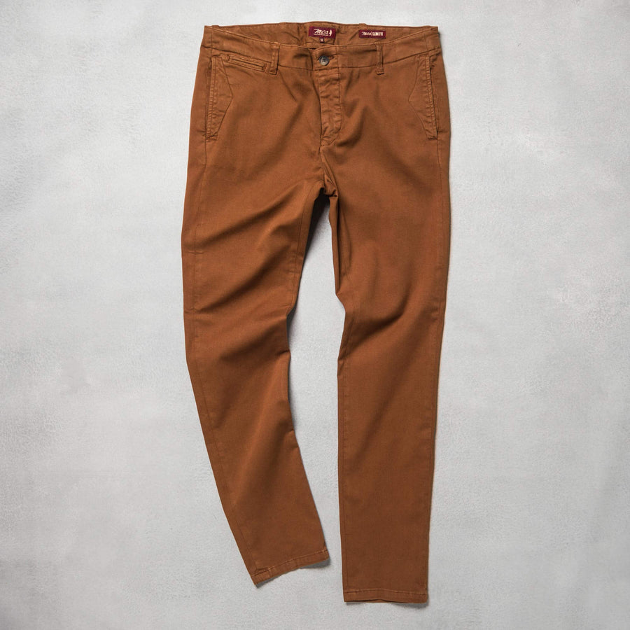 Pantalone chino in cotone sovratinto