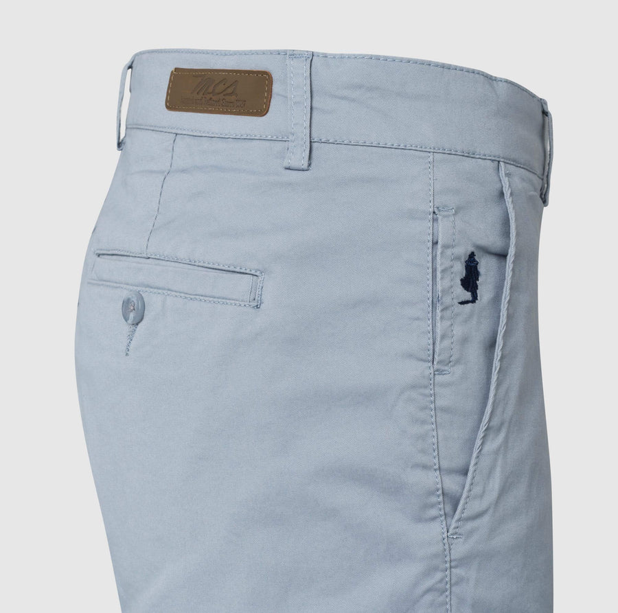 Bermuda shorts in cotton gabardine